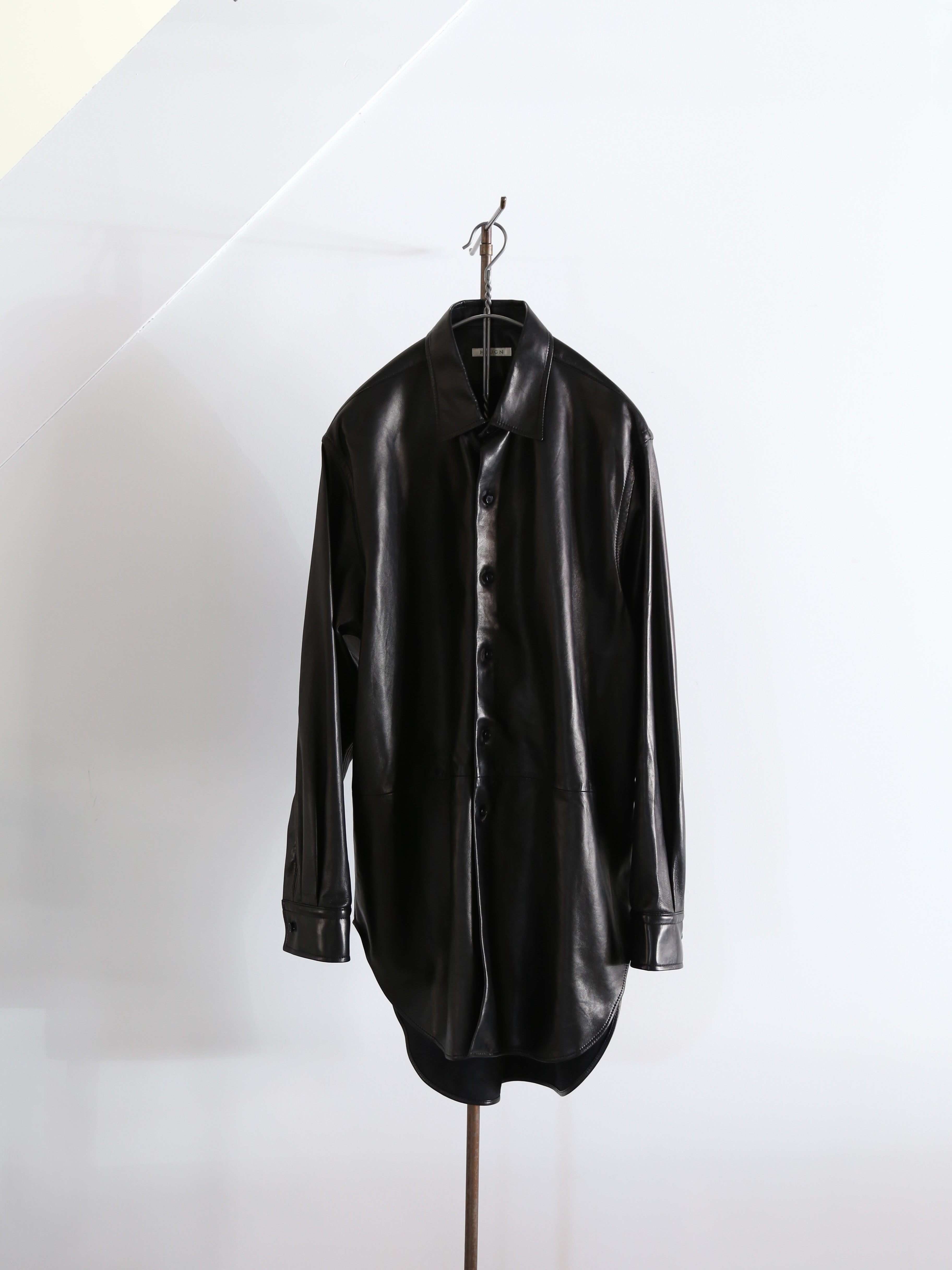 HEUGN】Alan LEATHER – End on End.