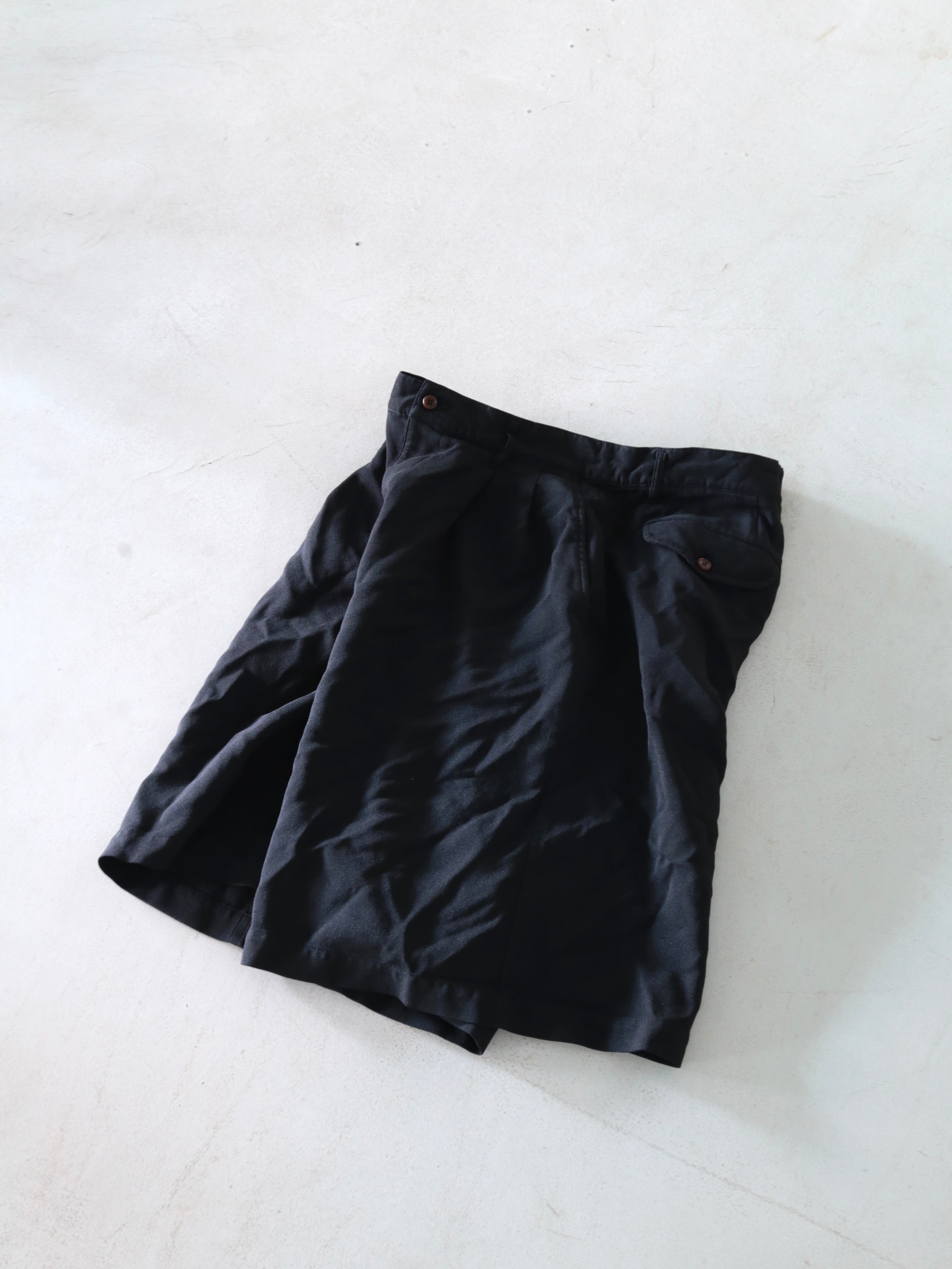 COMME des GARCONS SHIRT】polyester twill garment treated Shorts