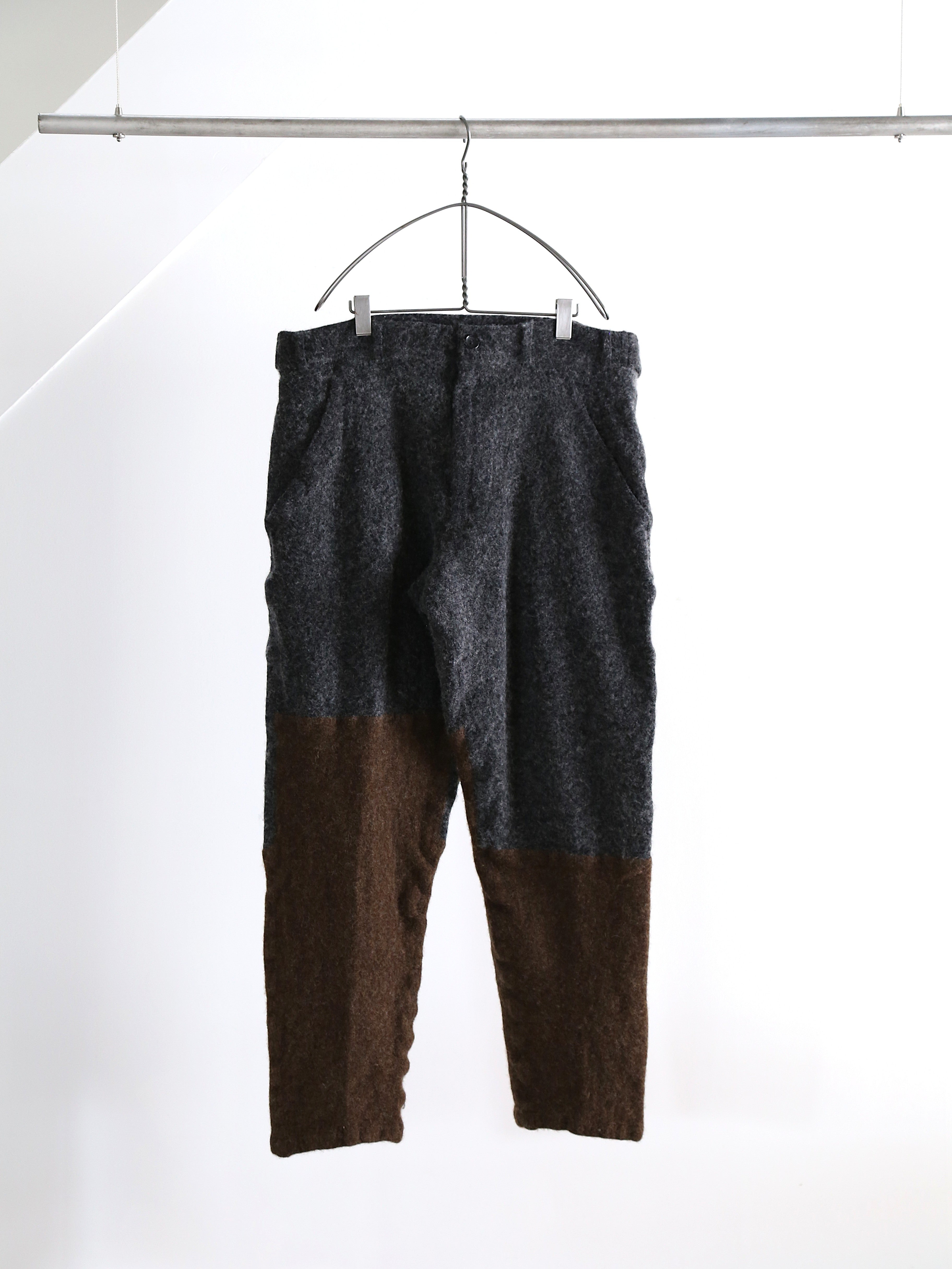 COMME des GARCONS SHIRT】Colour Block Straight Leg Trousers – End