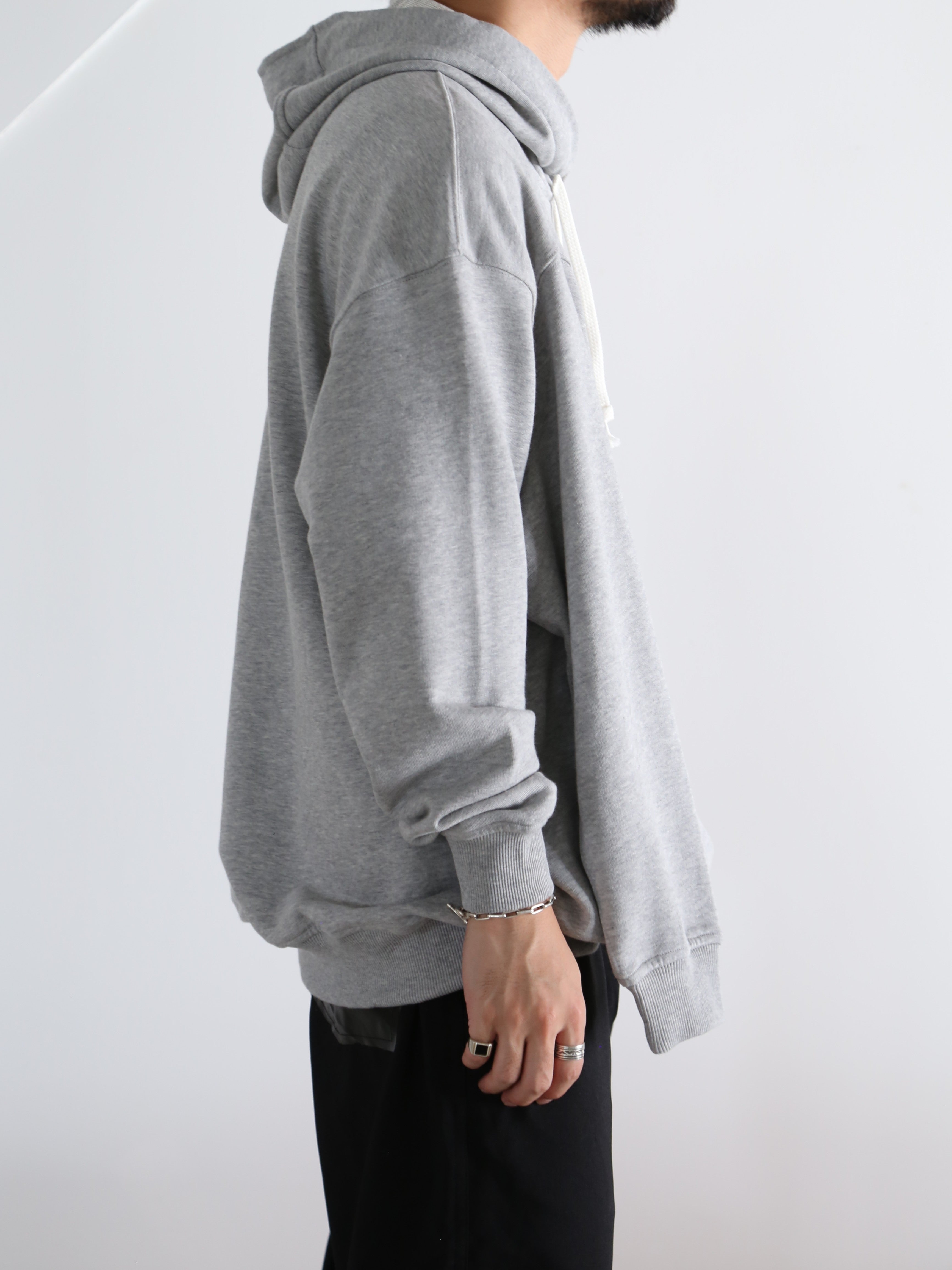 COMME des GARCONS SHIRT】Quad Sleeve Hooded Sweatshirt – End on End.