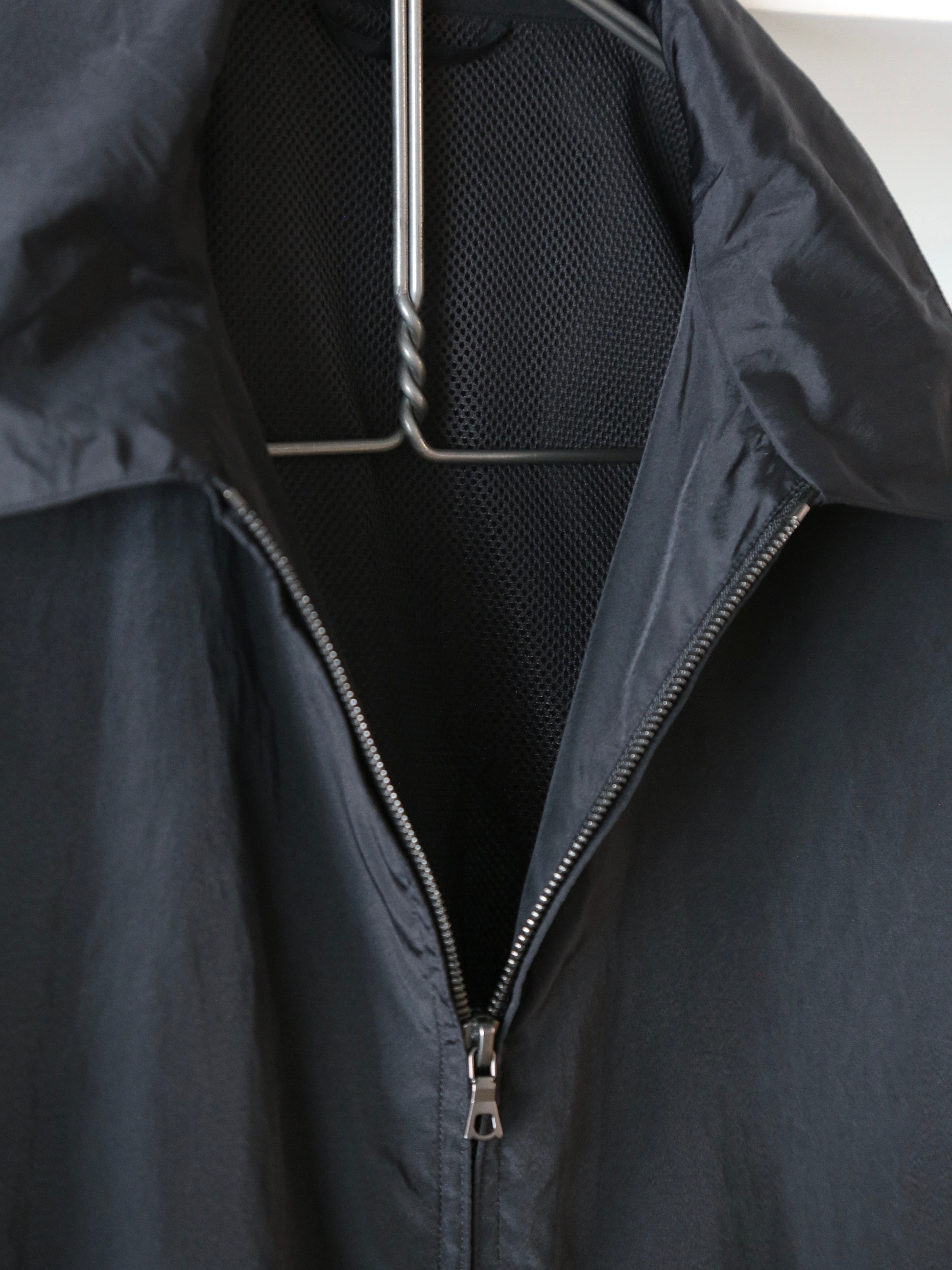 blurhms】Poly-Silk Zip Jacket (Mens) – End on End.
