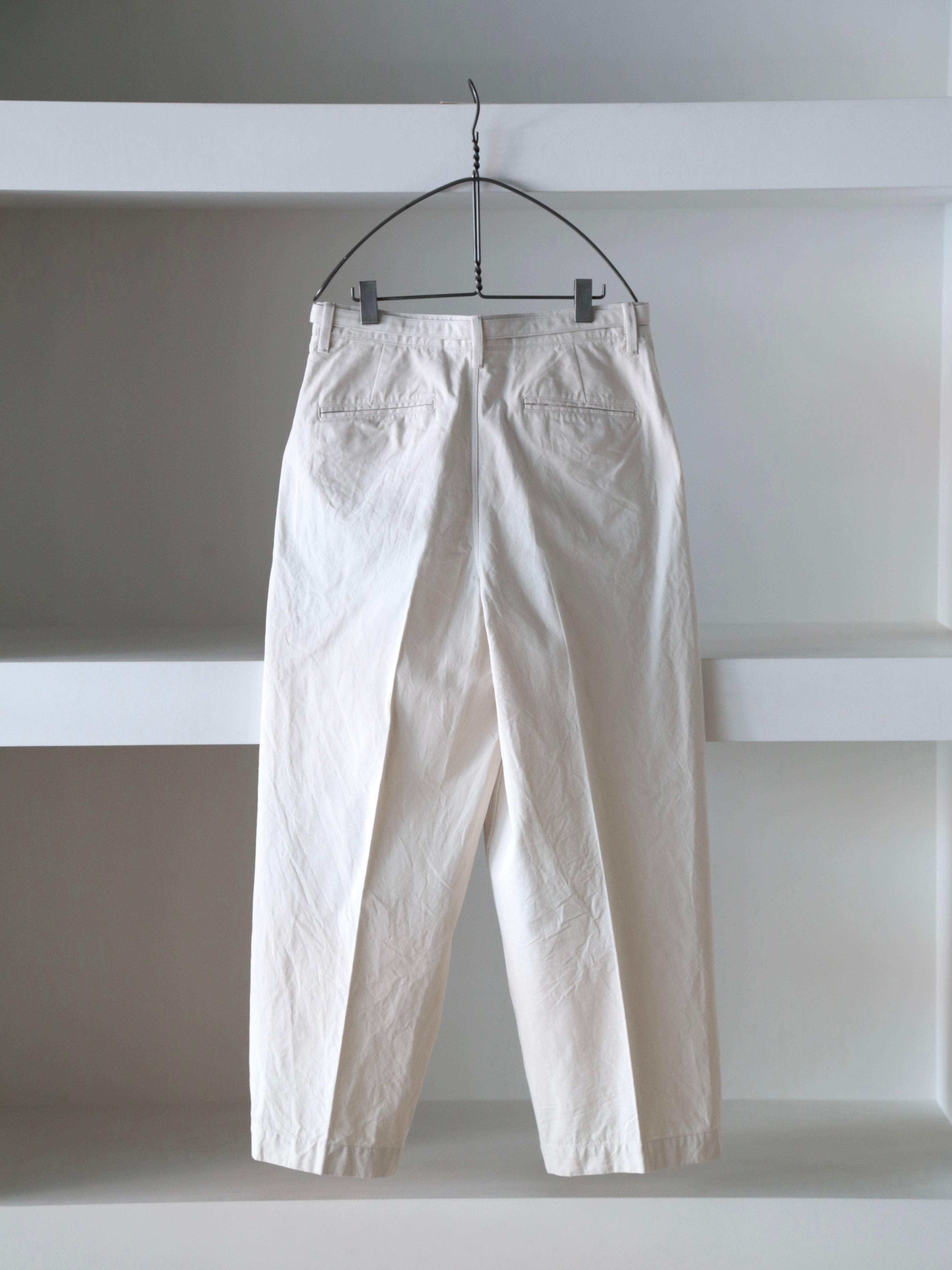 blurhms】Hard Twist Gabardine Belted Trousers (Womens) – End on End.