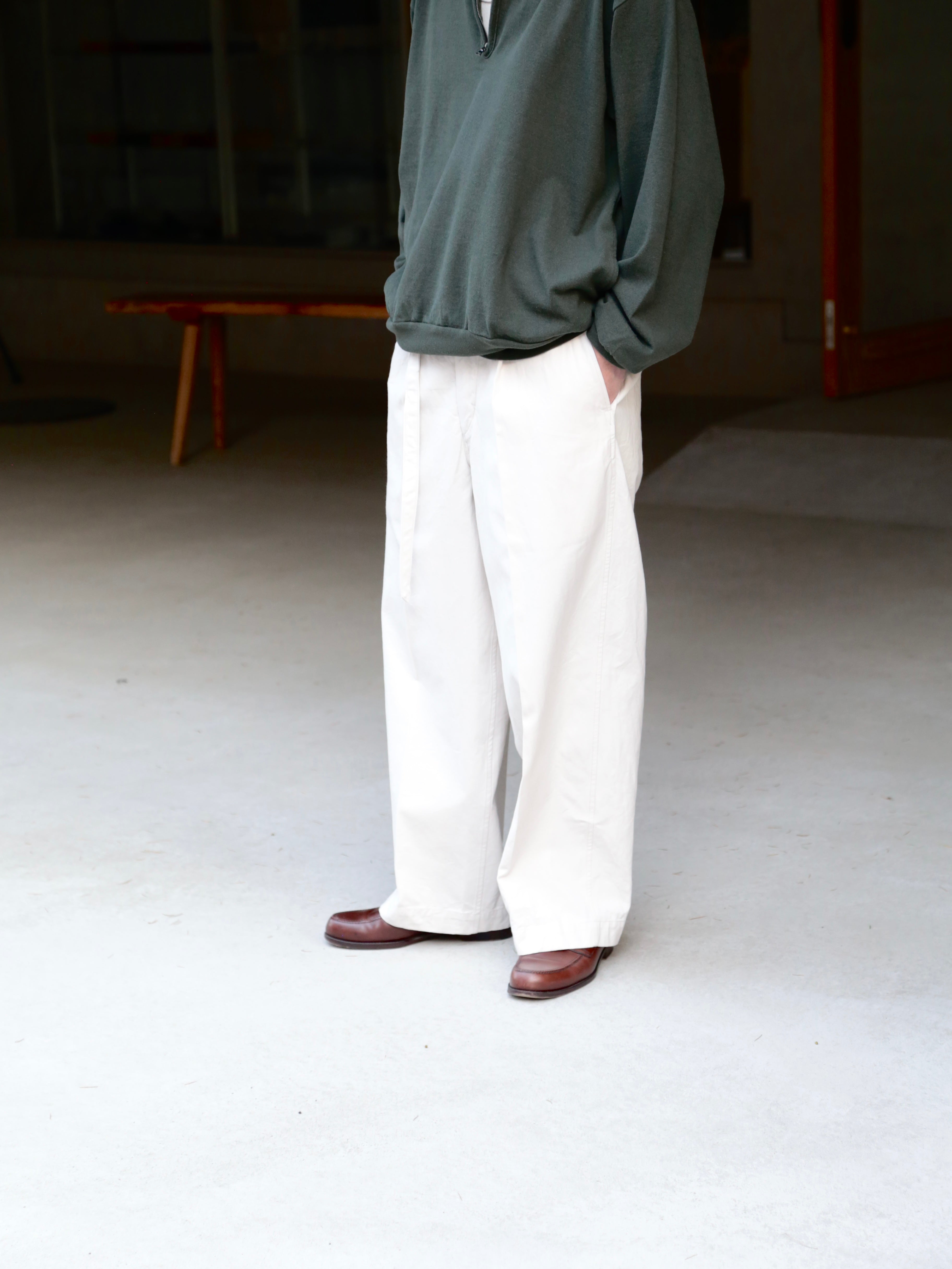 blurhms】Hard Twist Gabardine Belted Trousers (Mens) – End on End.