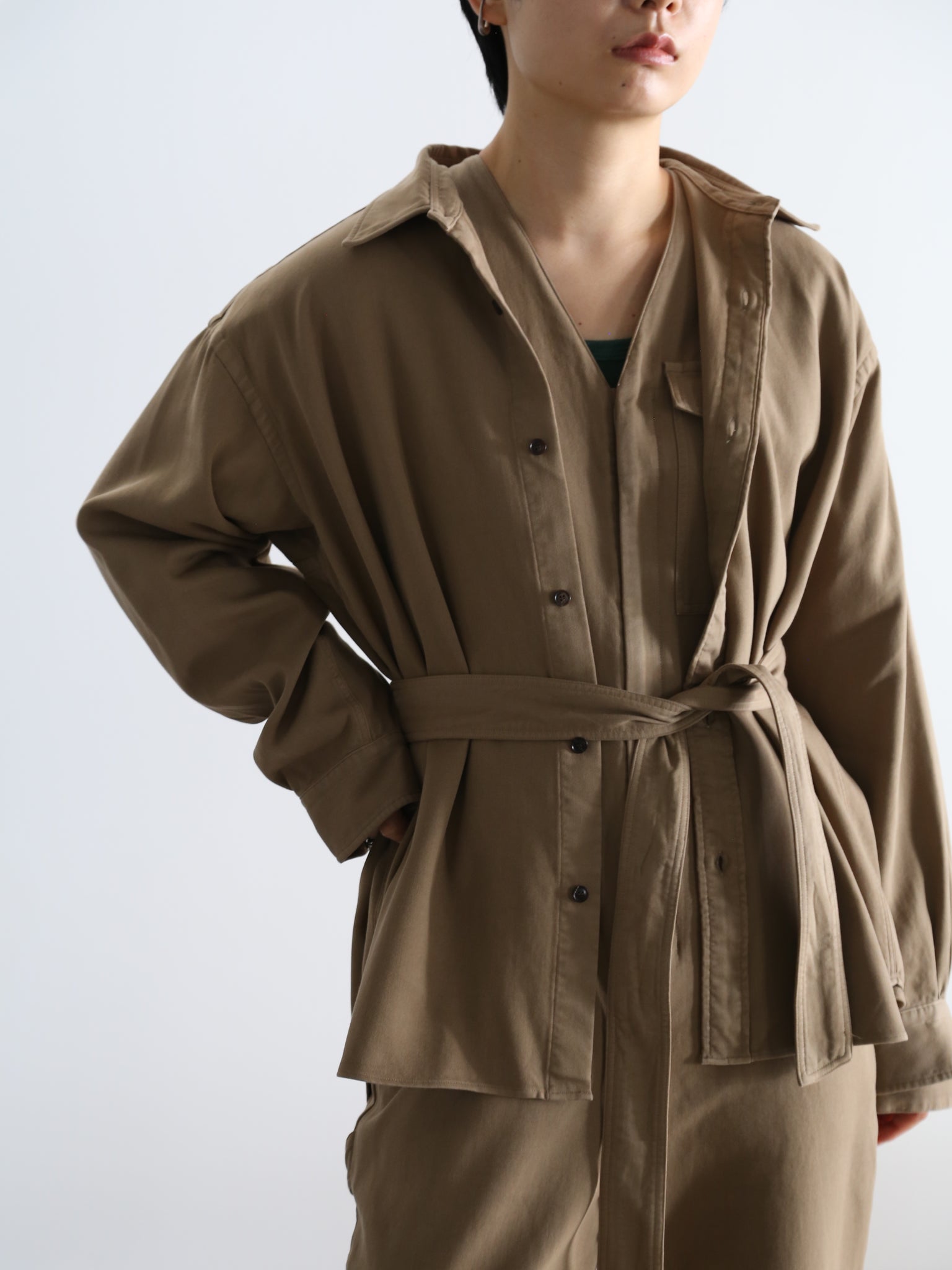 【BOWTE】FINE COUNT COTTON PIECE DYE BOWTIE SHIRT