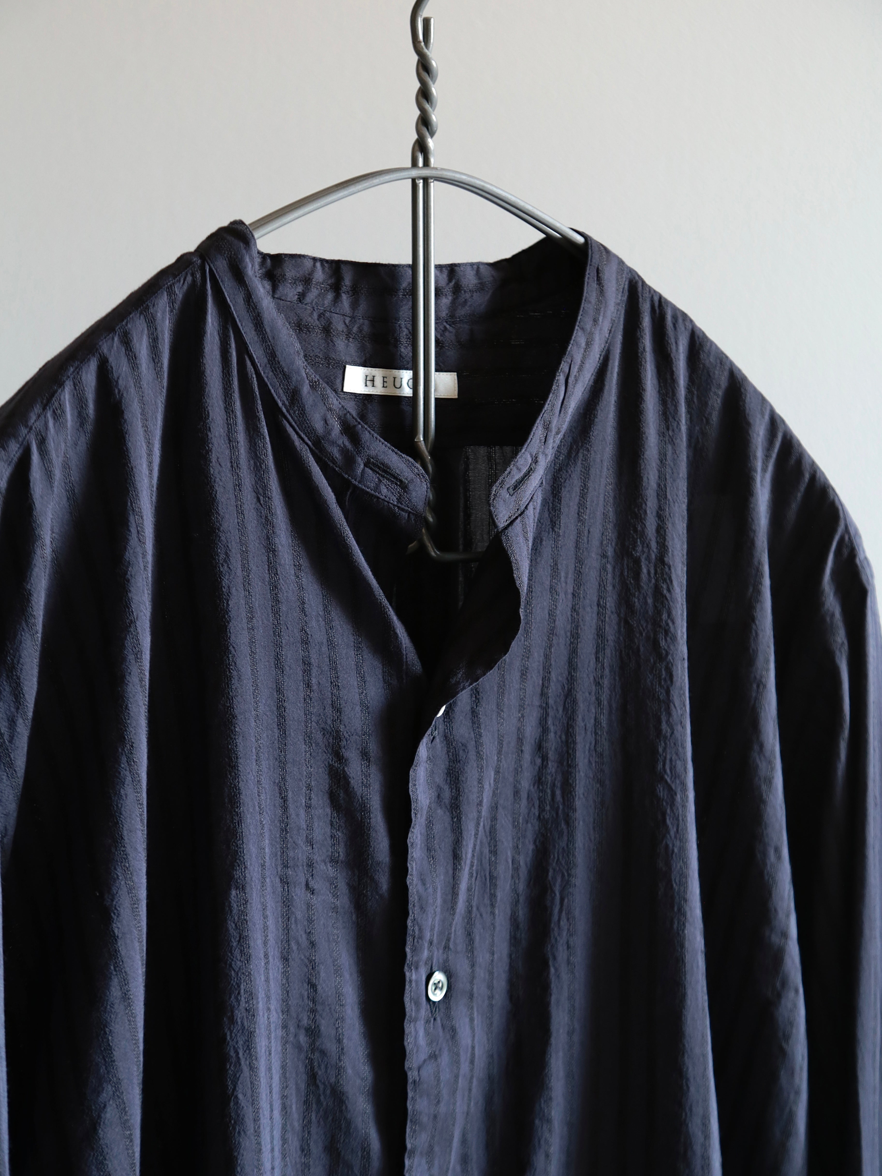 HEUGN】Morris LINO silk Jqd – End on End.