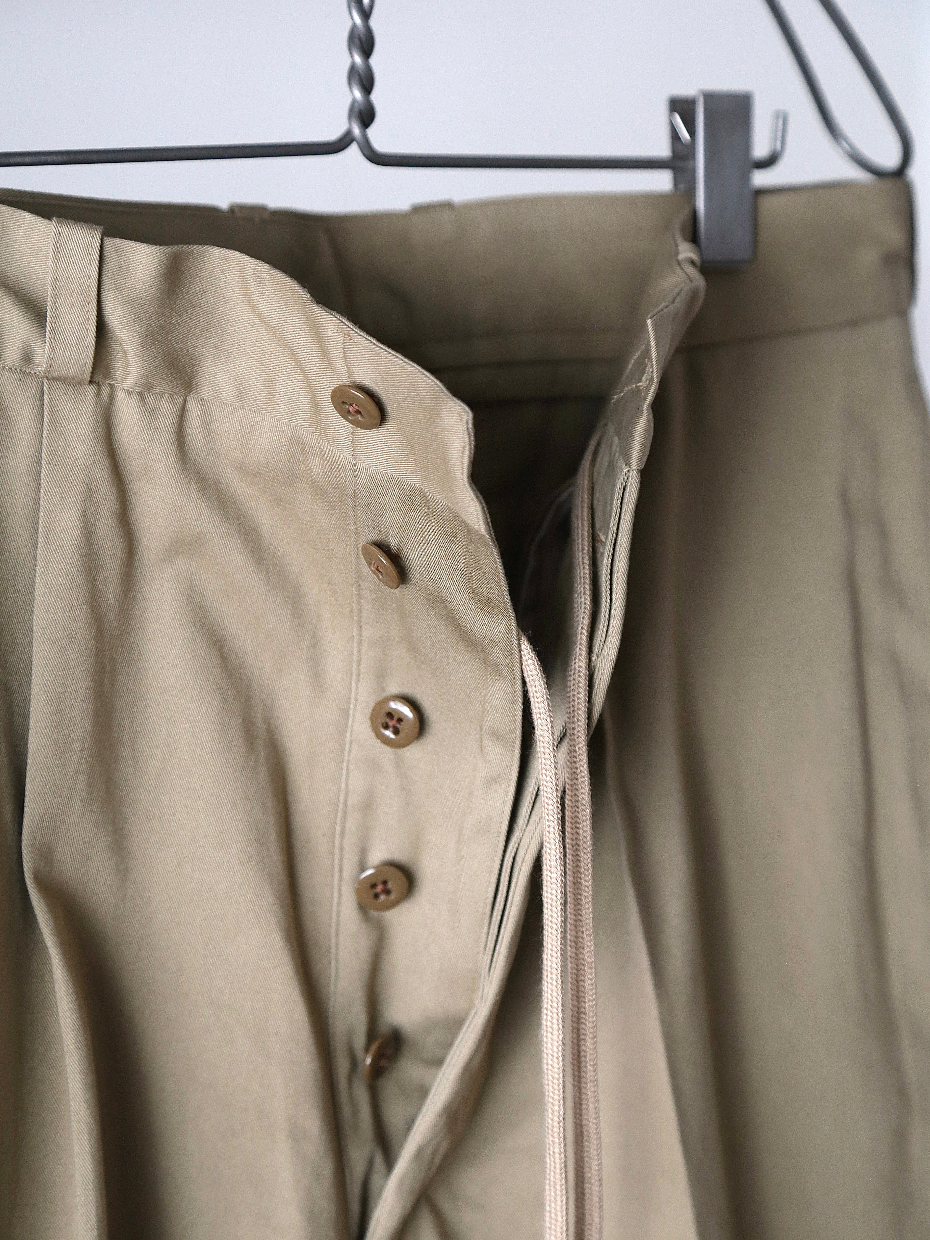 blurhmsROOTSTOCK】Classic Chino Pants (Mens) – End on End.