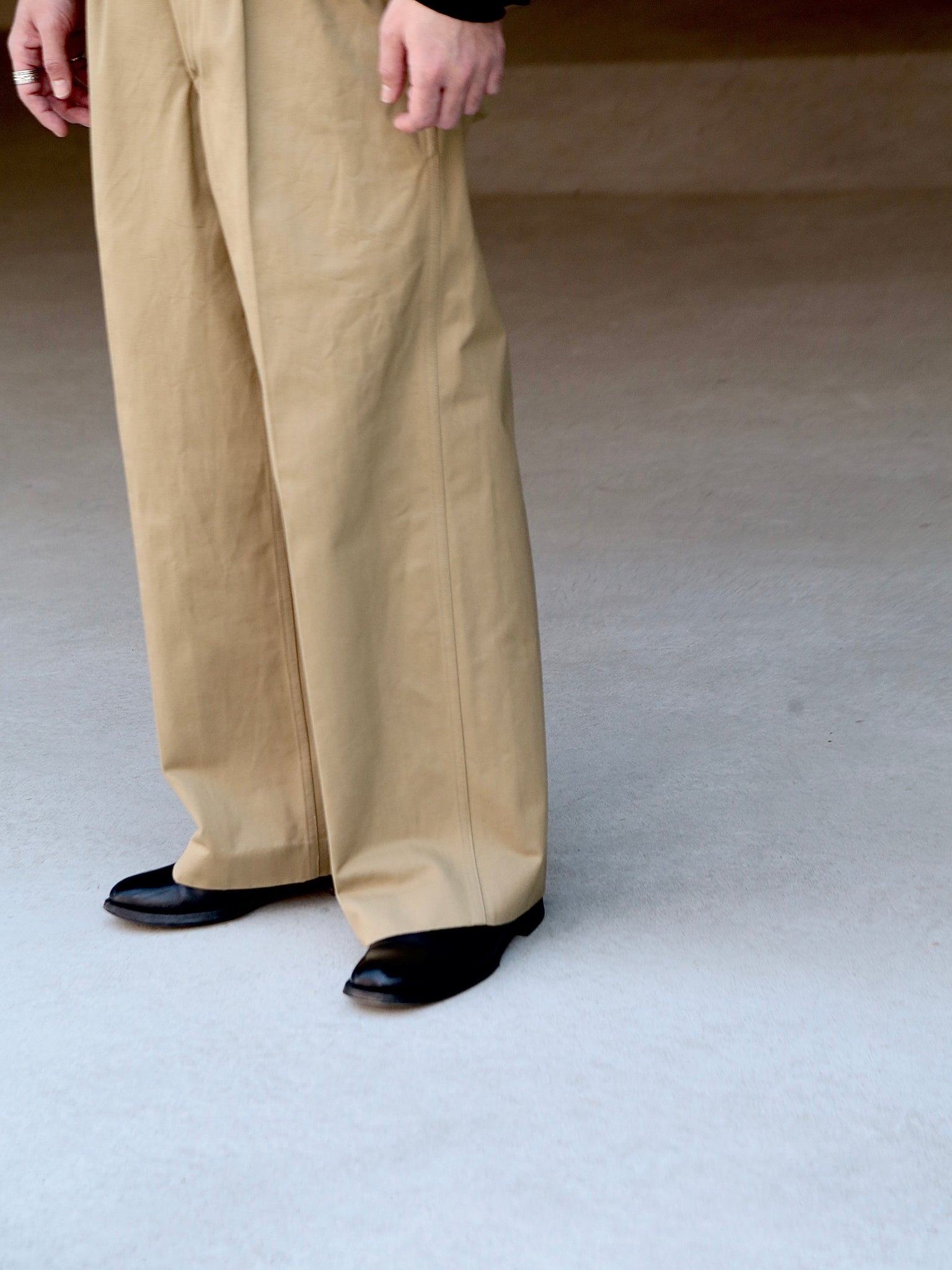 blurhmsROOTSTOCK】52 Wide Chino Pants (Mens) – End on End.