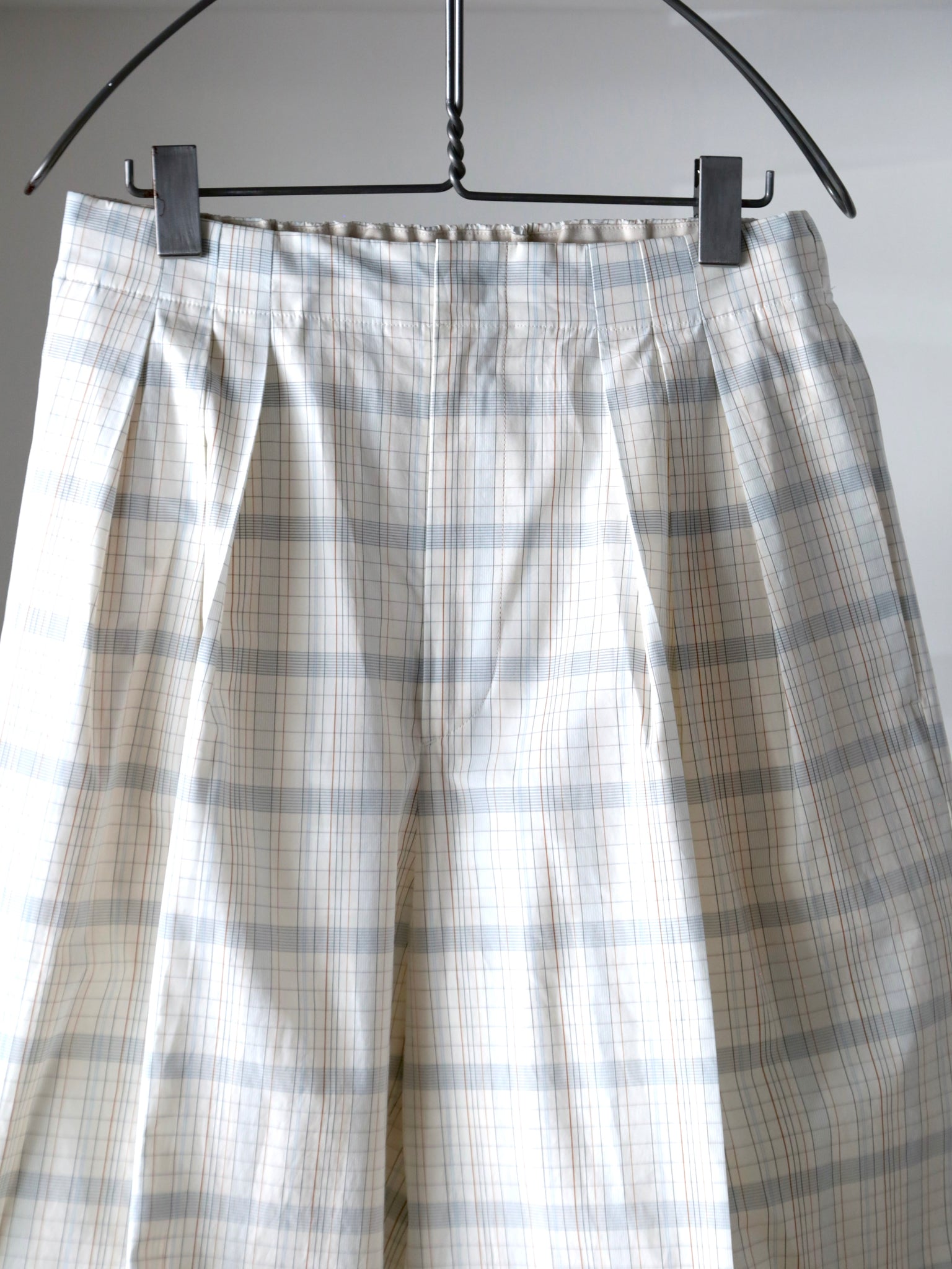 【BOWTE】FINX COTTON GRID GRAPH CHECK TUCKED PANTS – End on End.
