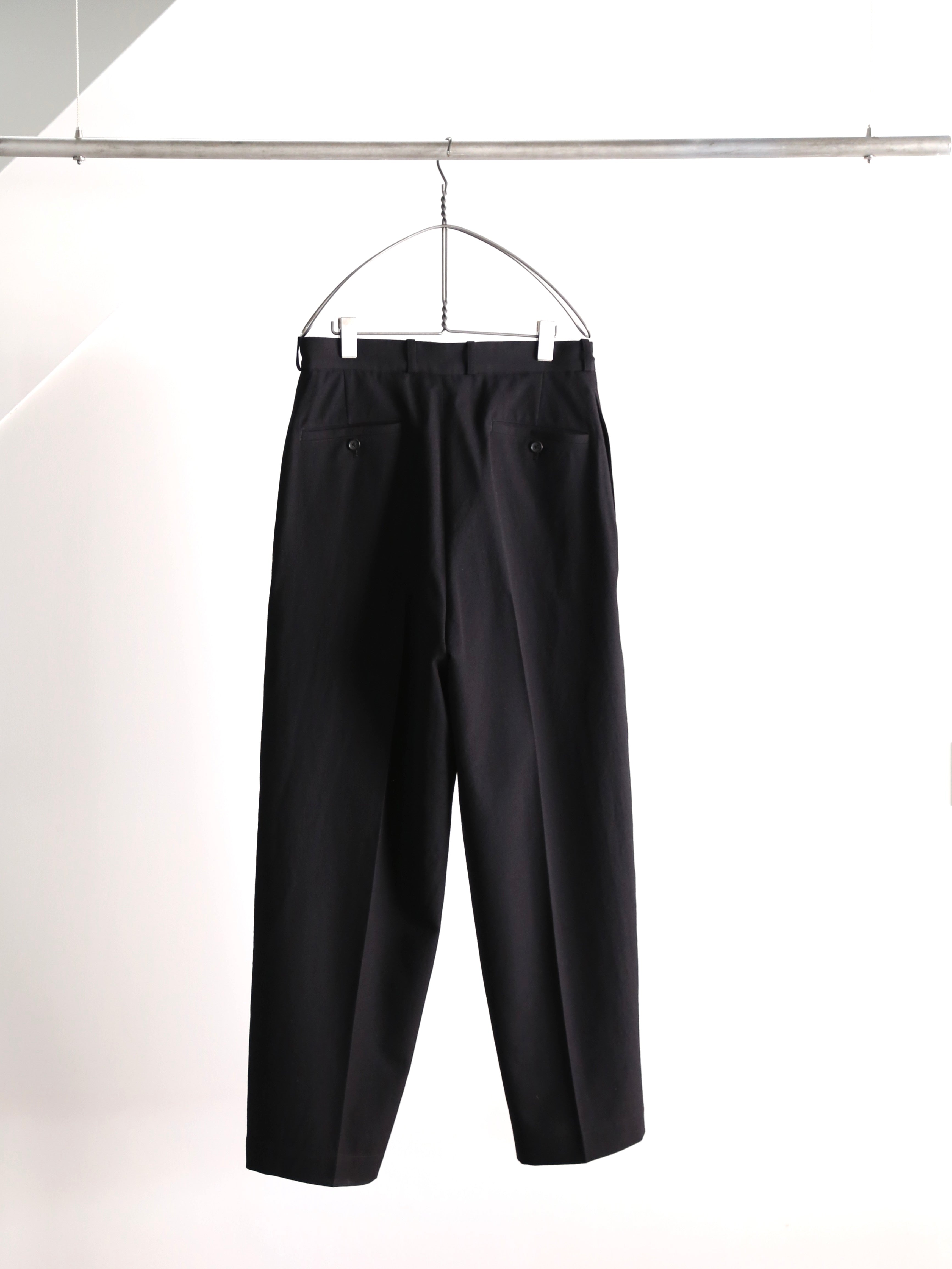 blurhms】Wool Gabardine Trousers (Mens) – End on End.