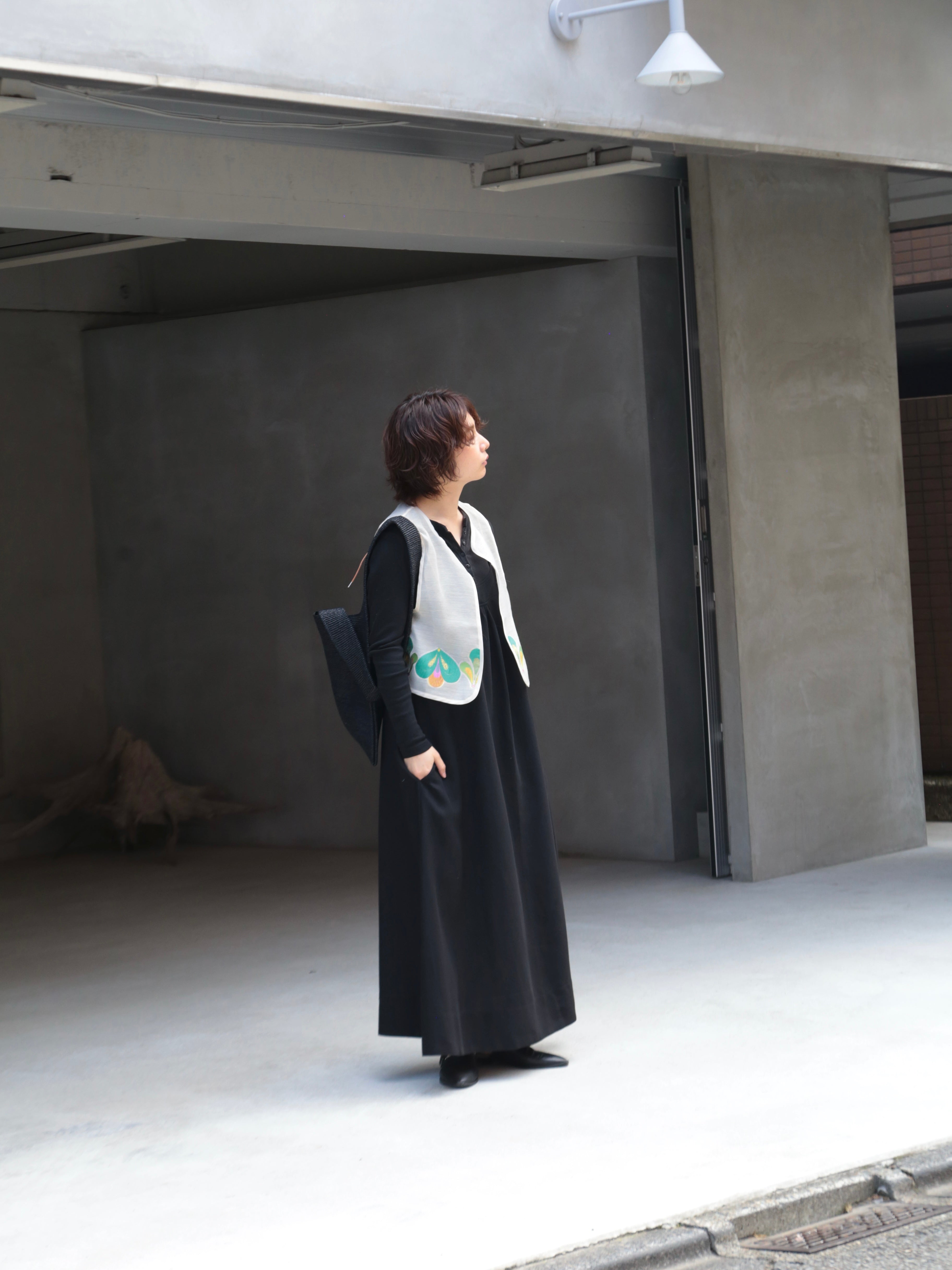 seya.】MEDIUM RAFFIA BAG – End on End.