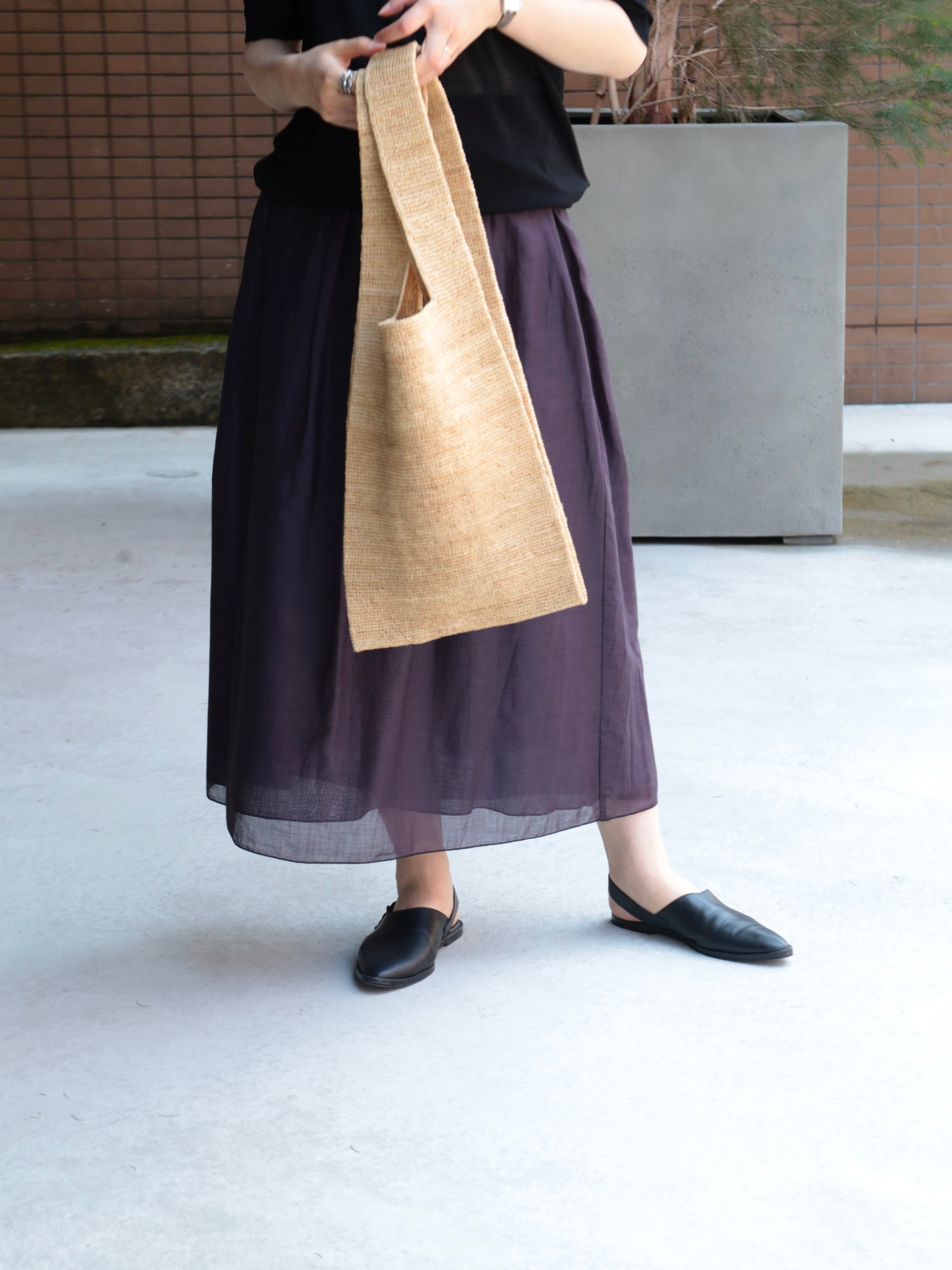 seya.】MEDIUM RAFFIA BAG – End on End.