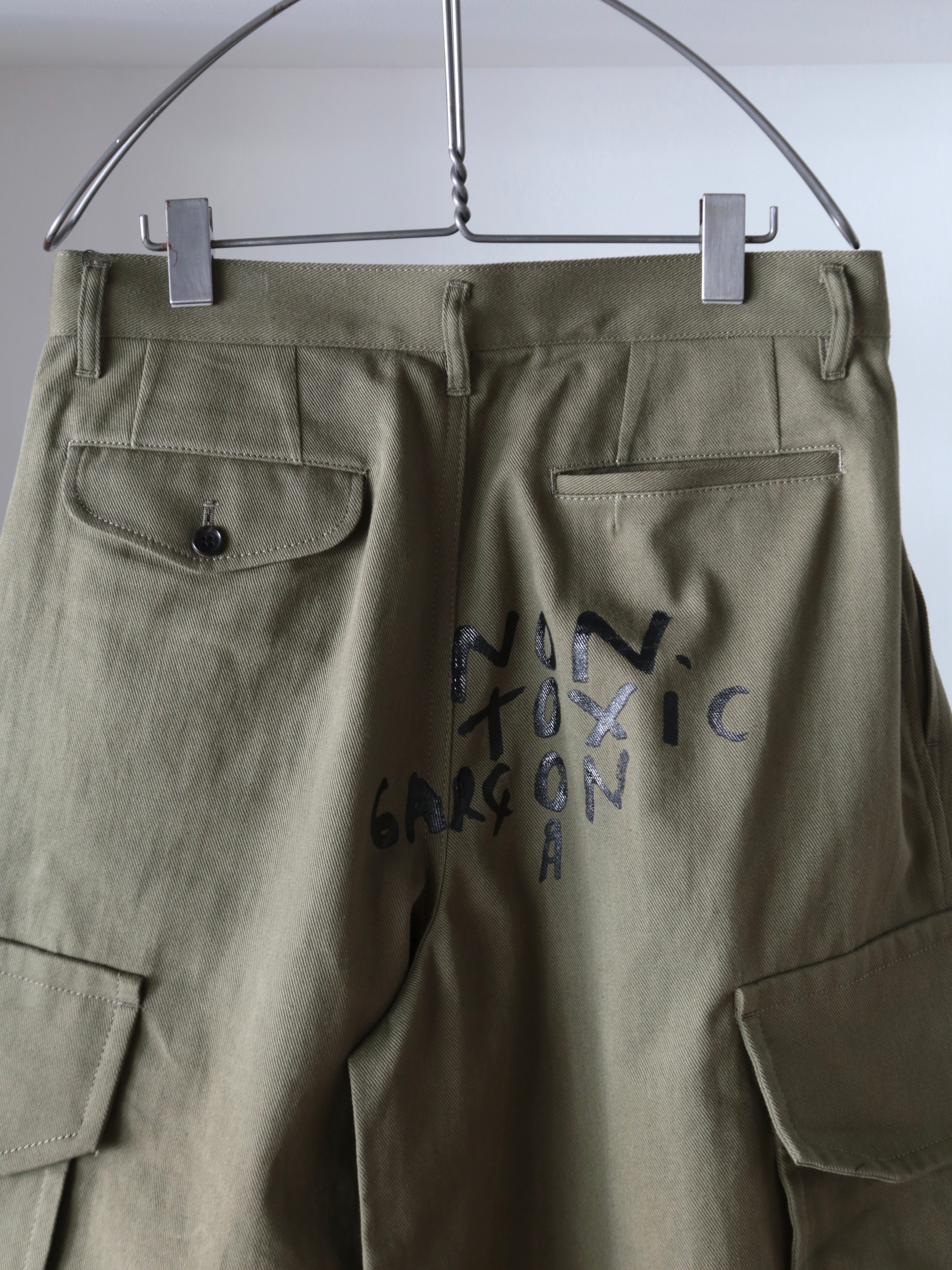 COMME des GARCONS SHIRT】cotton twill garment printed Shorts – End