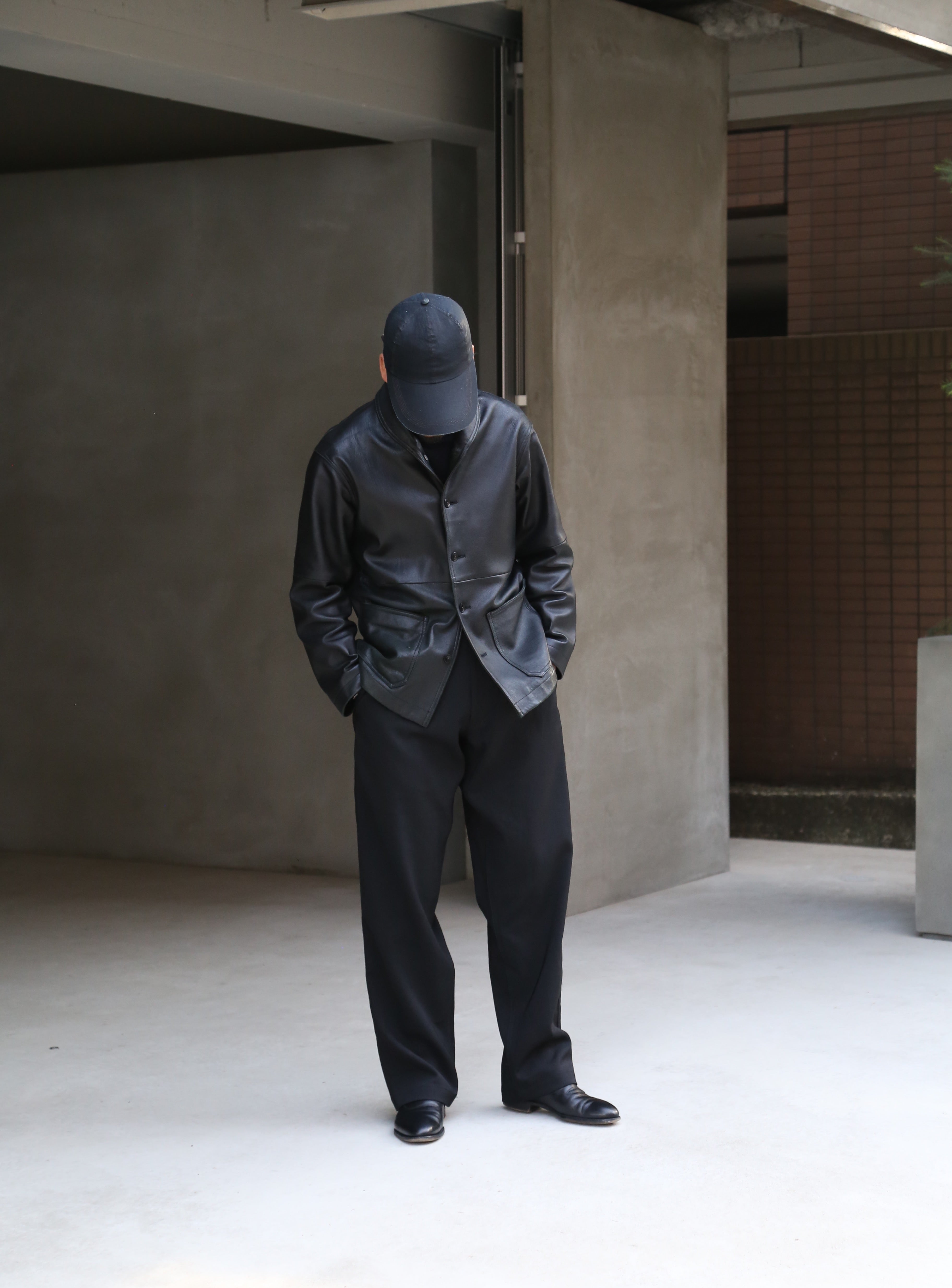 COMME des GARCONS SHIRT】Tapered Leg Trousers – End on End.