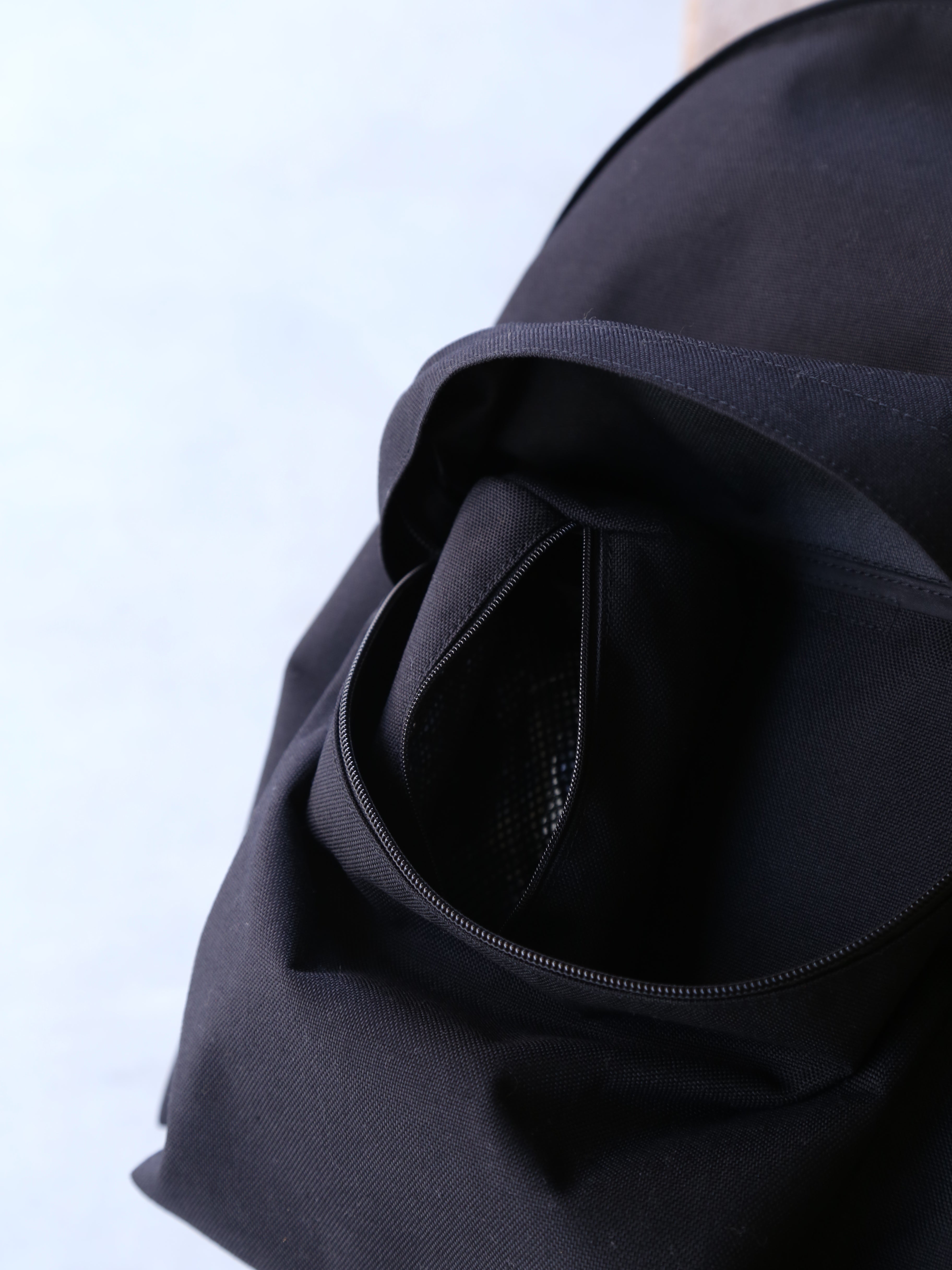 DAYPACK CLASSIC – End on End.