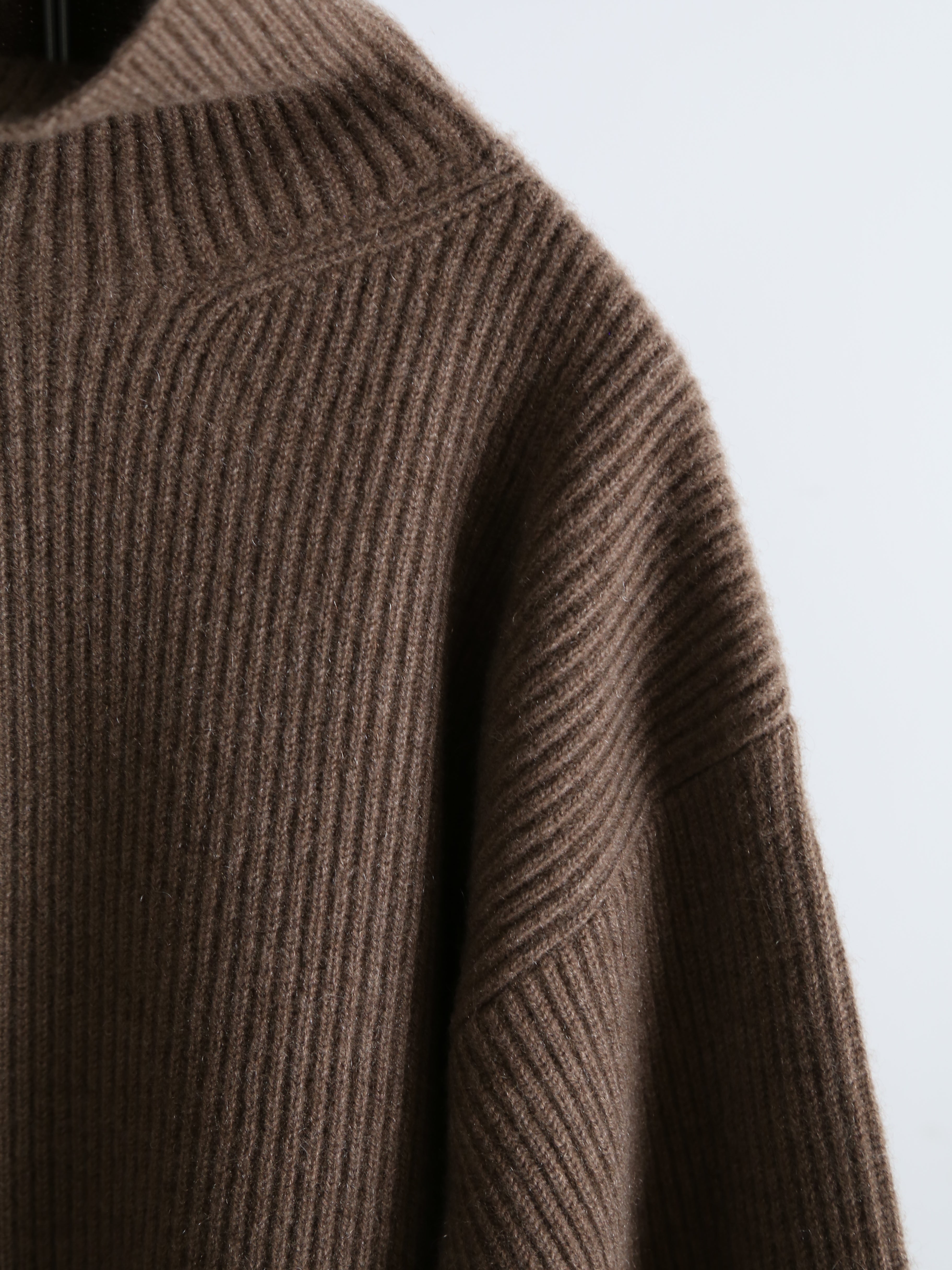 seya.】TURTLE NECK CLOUD SWEATER (UNDYED YAK)(Womens) – End on End