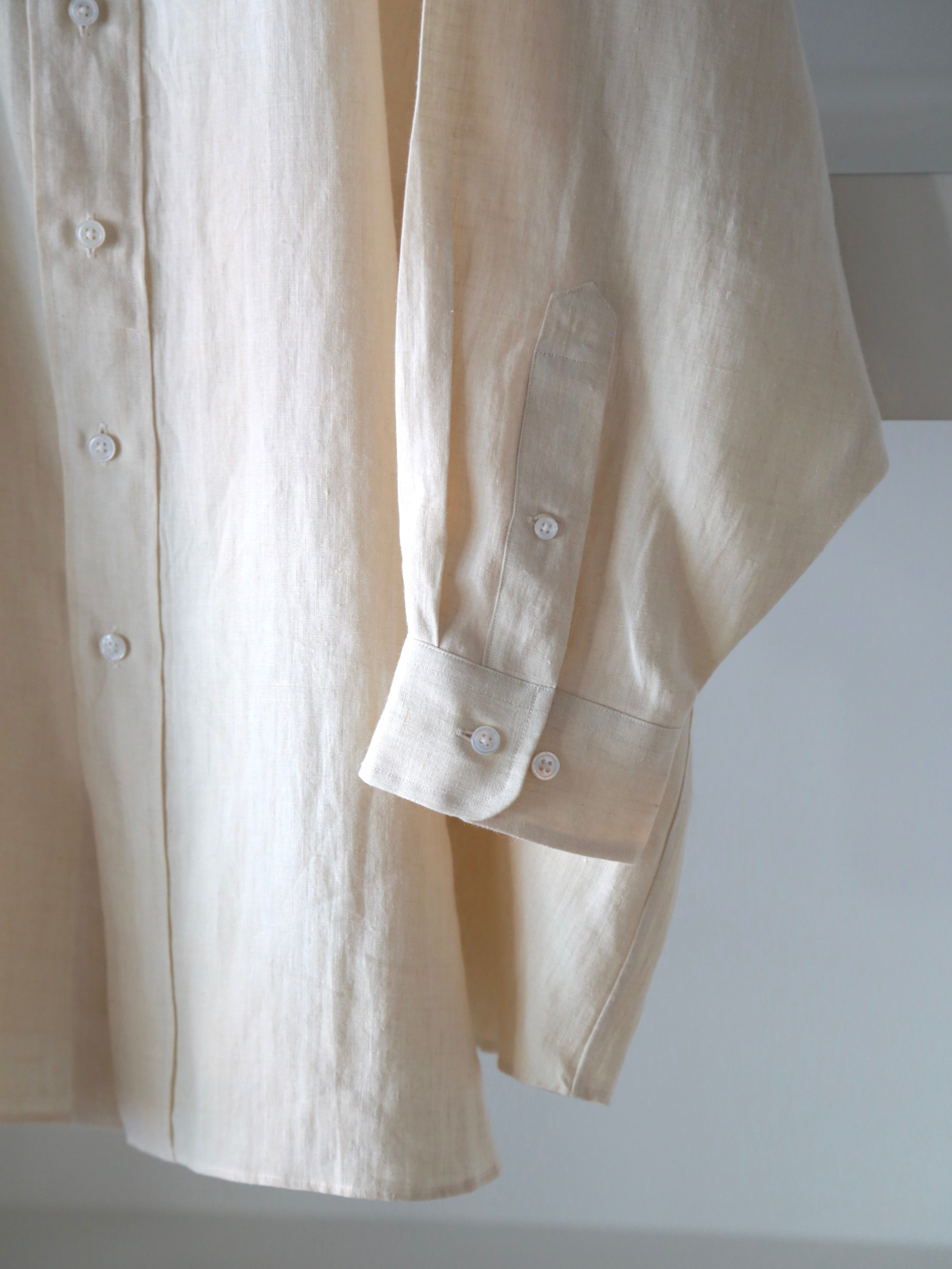 CLASS】CCGS01UNI D HEMP PLAIN WEAVE – End on End.