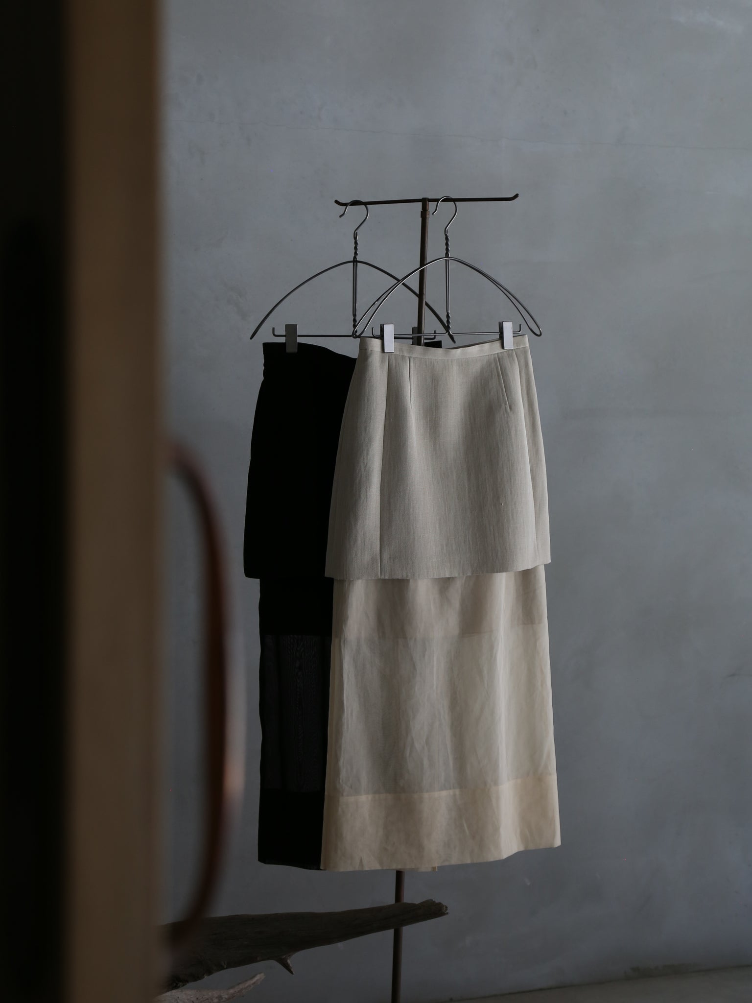 ITALIAN FABRIC SLUB YARN LAYERED SKIRT