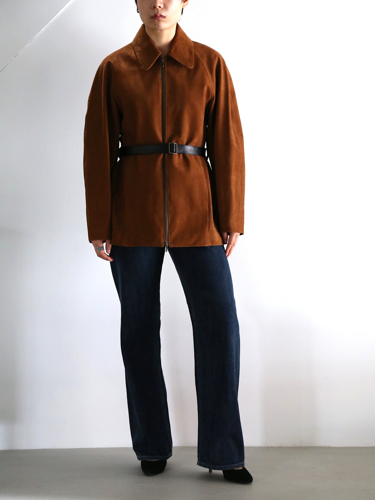 【BOWTE】CALF NUBUCK OVAL SHAPE ZIP BLOUSON