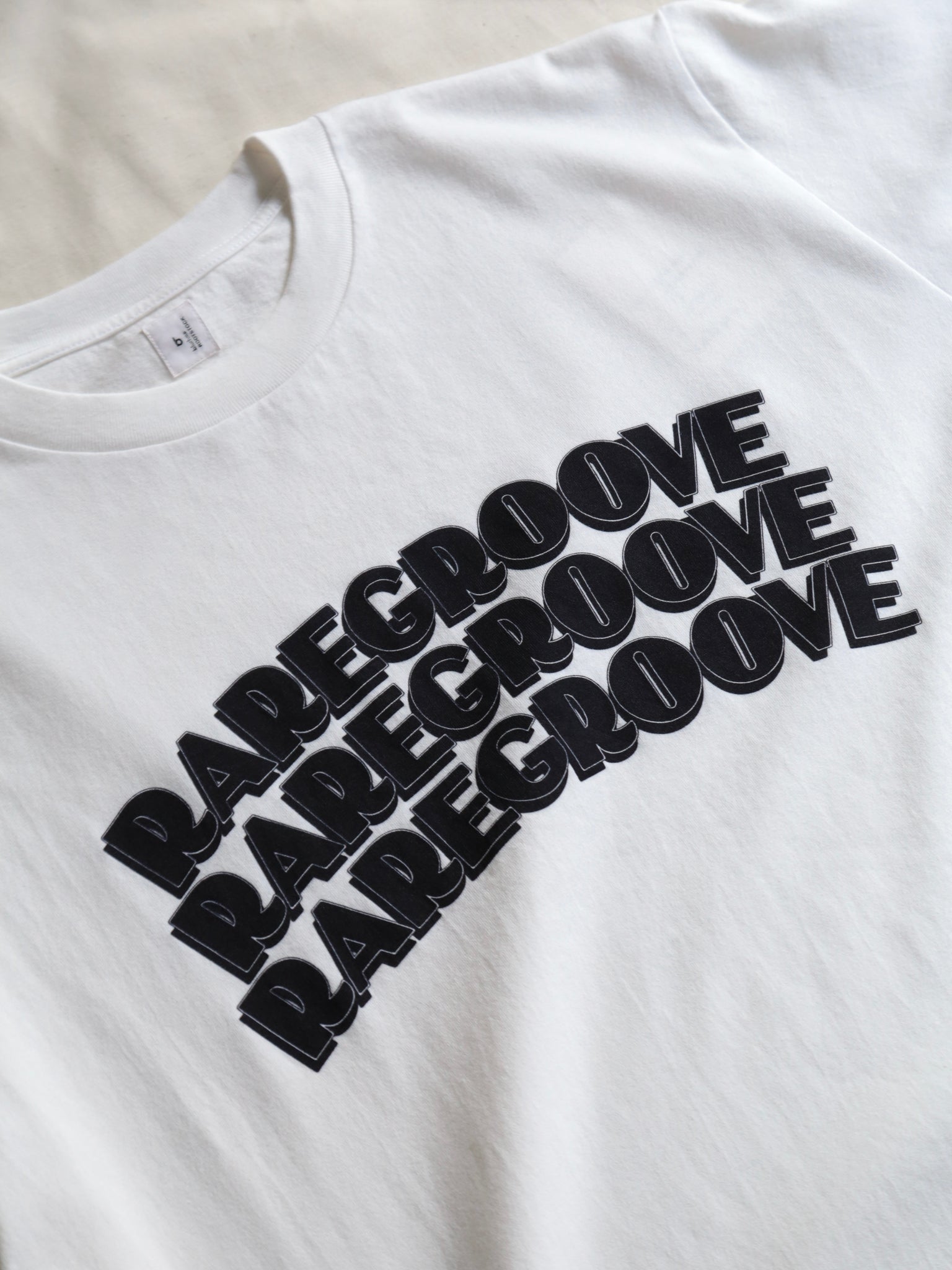 blurhmsROOTSTOCK】RAREGROOVE Print Tee STANDARD (Womens) – End on End.