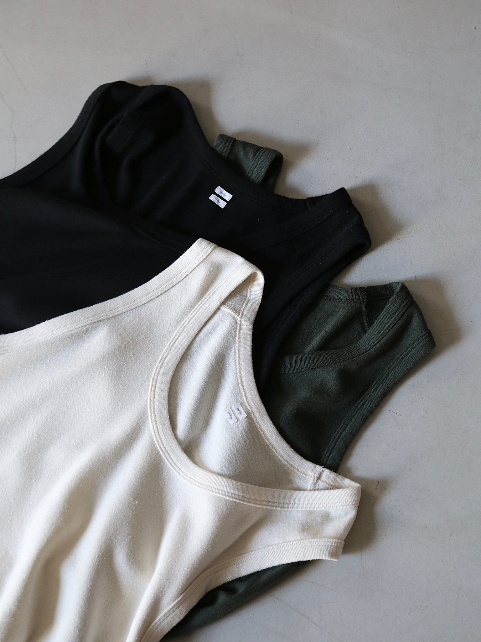 【blurhms 別注】CO/SILK NEP SLEEVELESS blurhms】Co/Silk Nep Rib Tank top (Mens) – End on End.