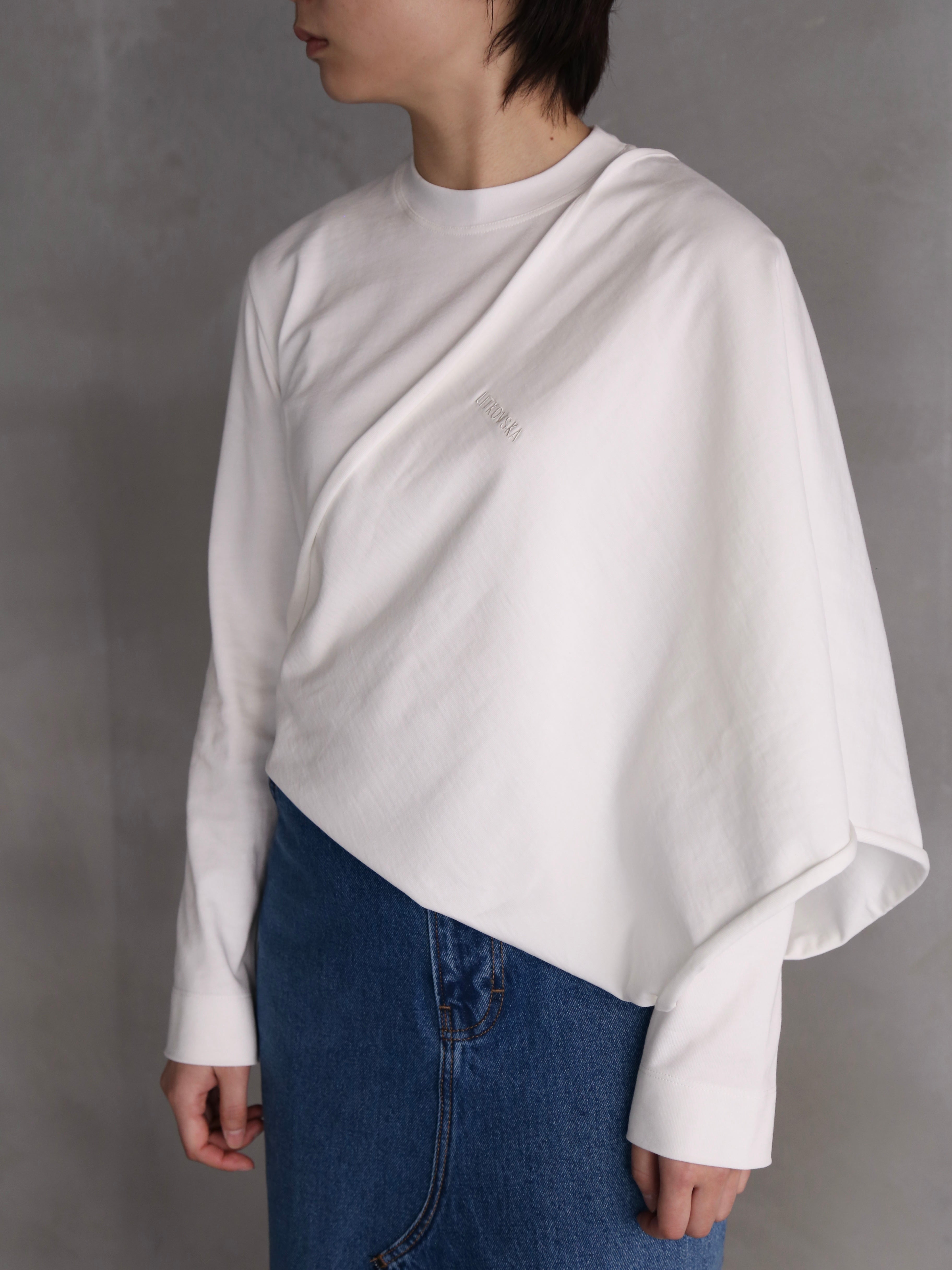 LITKOVSKA】Asymmetric Cotton Longsleeve – End on End.