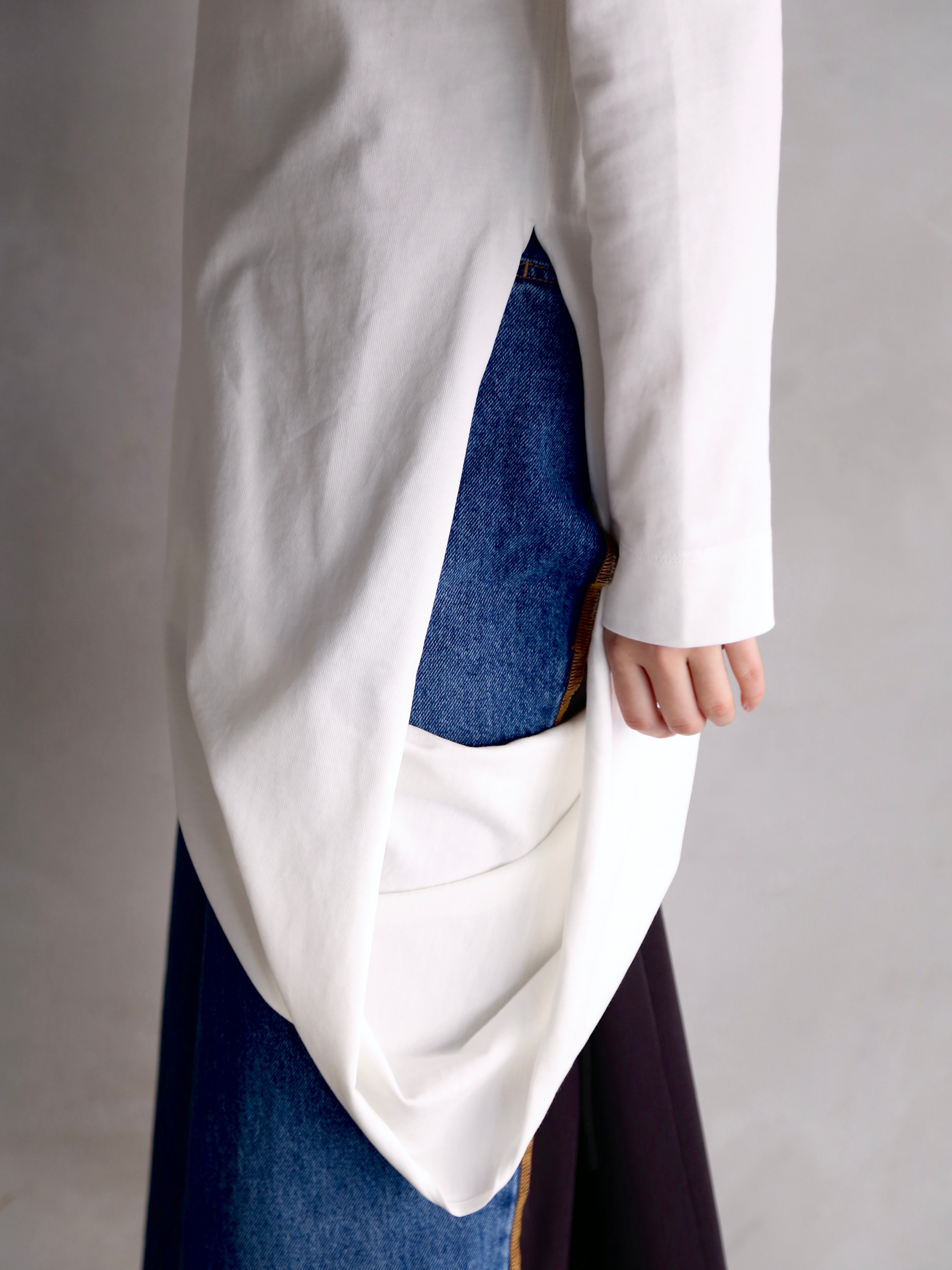 LITKOVSKA】Asymmetric Cotton Longsleeve – End on End.