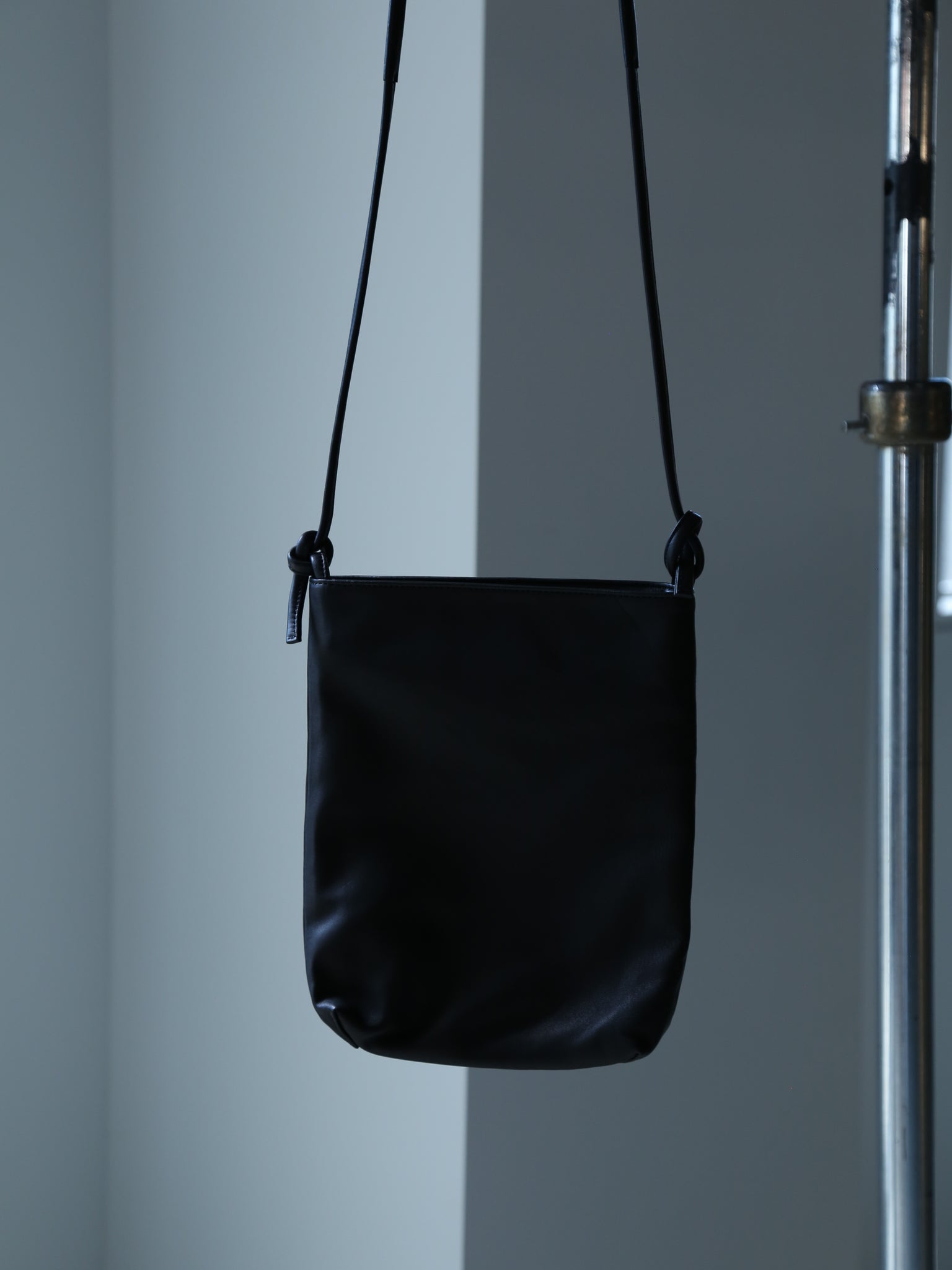 LAMB LEATHER SHOULDER BAG